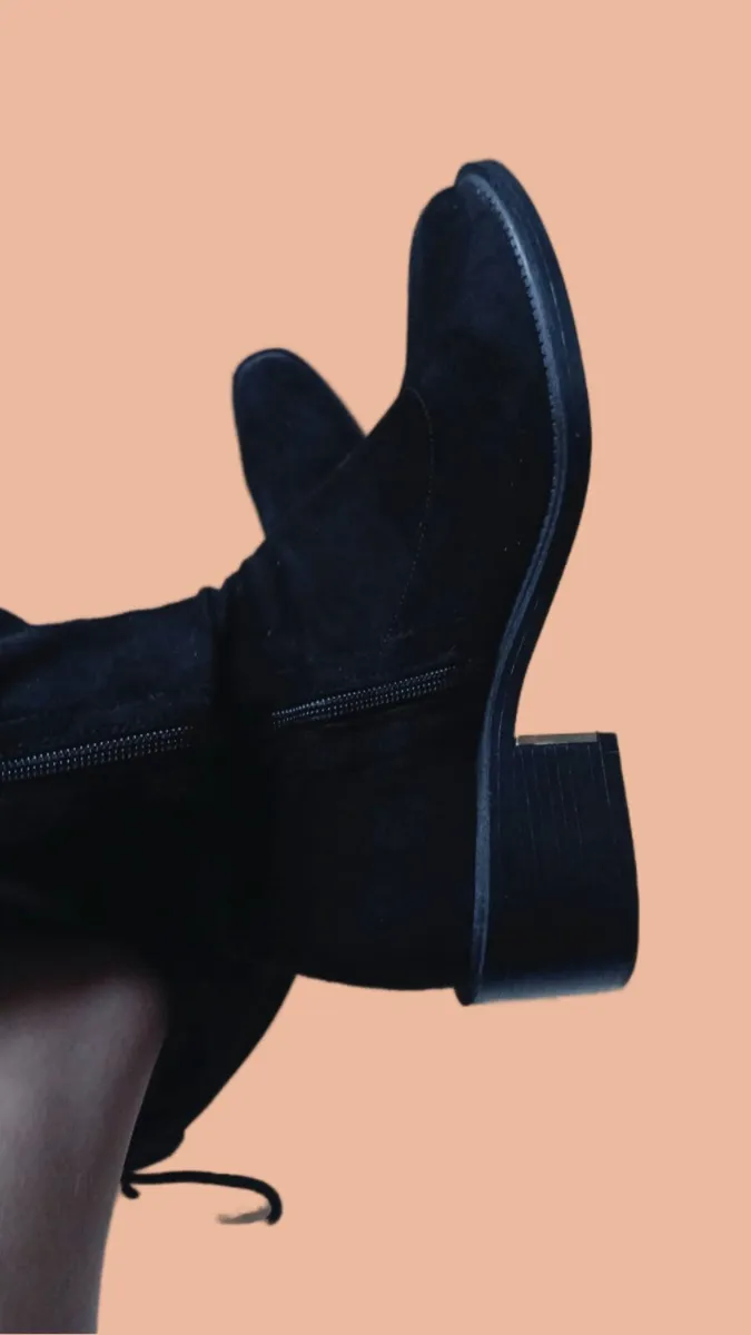 Brand New Black Suede Boots RRP 110 Size EU 40 UK - Image 3