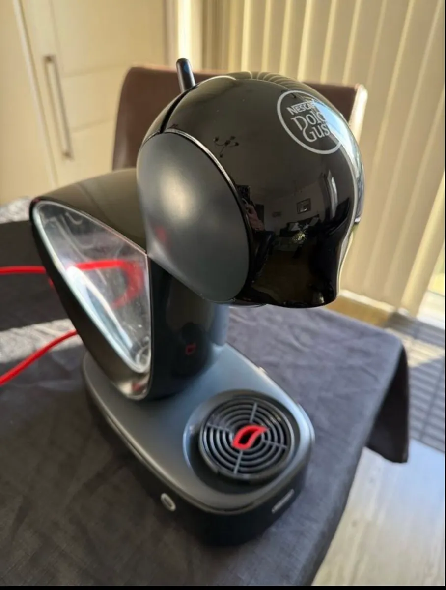 Infinissima Nescafe Dolce Gusto Coffee Machine - Image 1