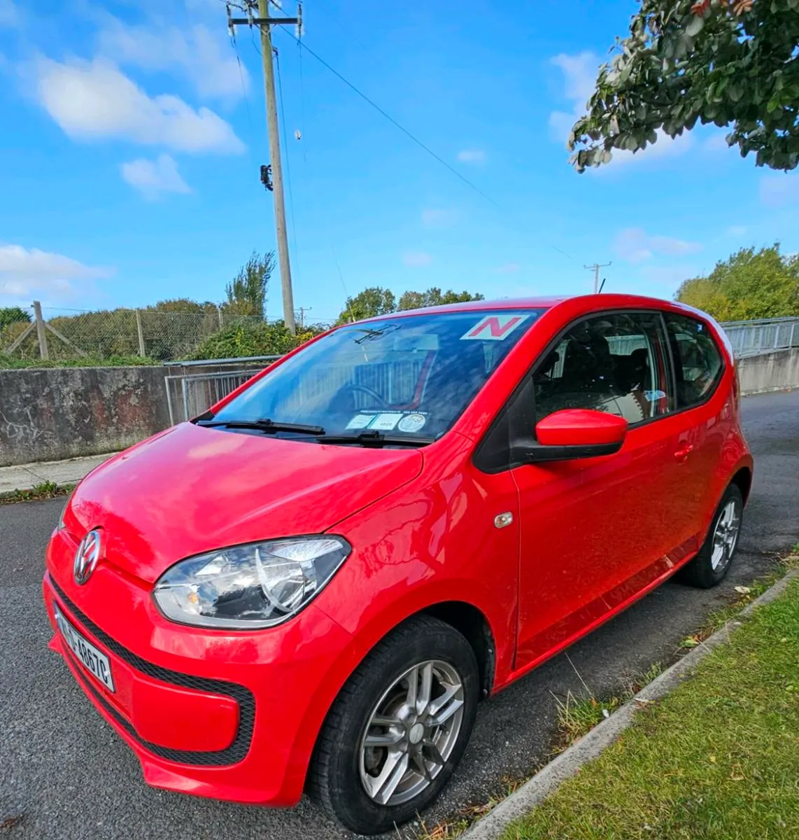 Volkswagen Up! 2014 1.0 - Image 2