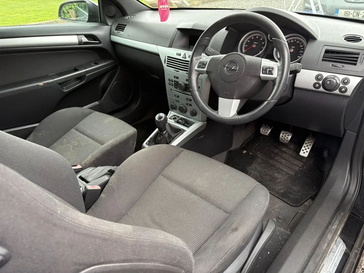 Opel Astra - Image 4