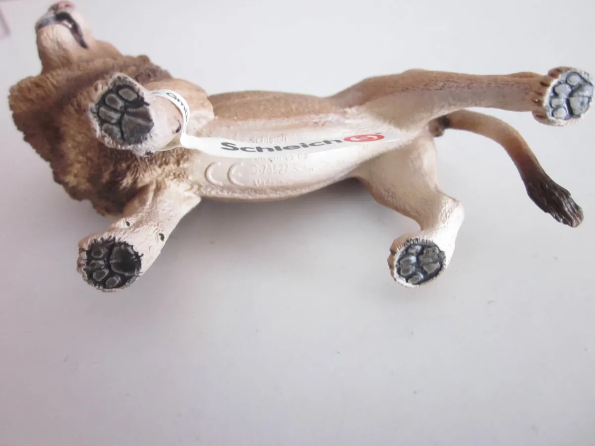 New Schleich Male Lion Figure - Image 4