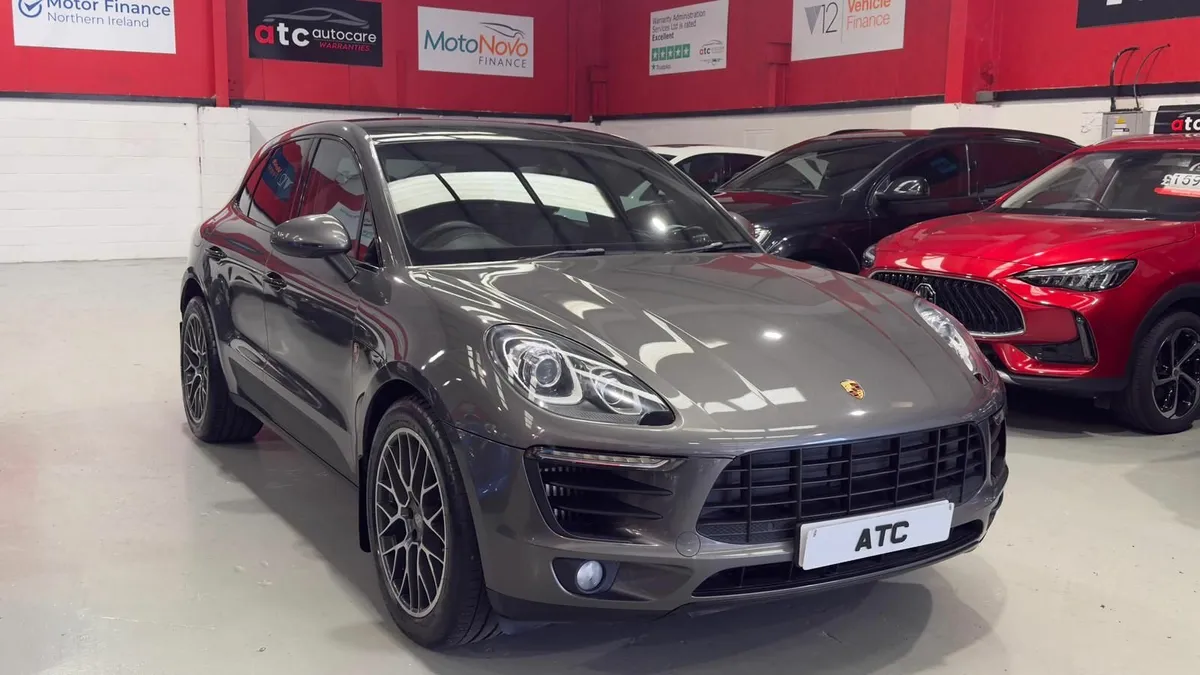 2014 Porsche Macan 3.0 V6 S PDK 4WD - Image 1