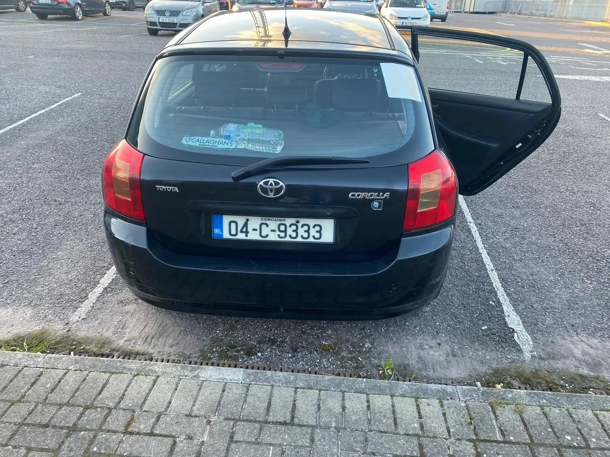Toyota Corolla 2004 - Image 3