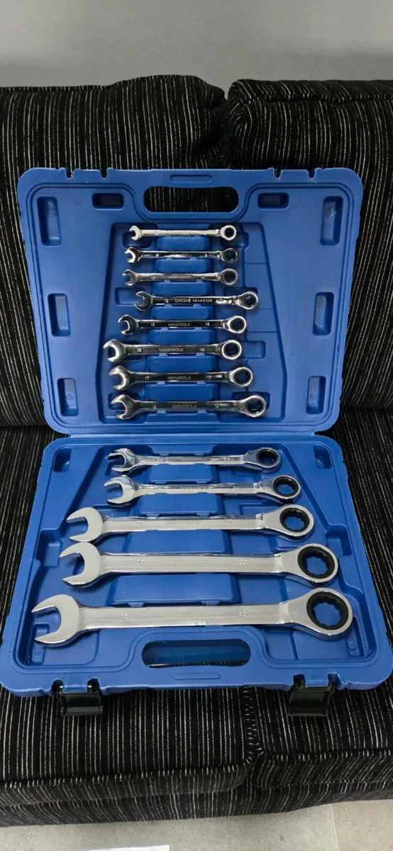 BIG BIG BIG SET OF spanners 🔧 - Image 1