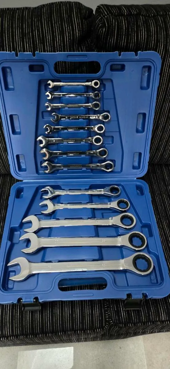 BIG BIG BIG SET OF spanners 🔧 - Image 2