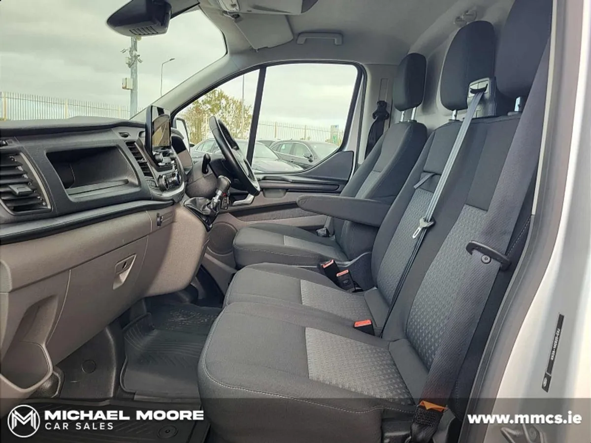 Ford Transit Custom 300L LWB Trend 2.0d 130BHP 5D - Image 4
