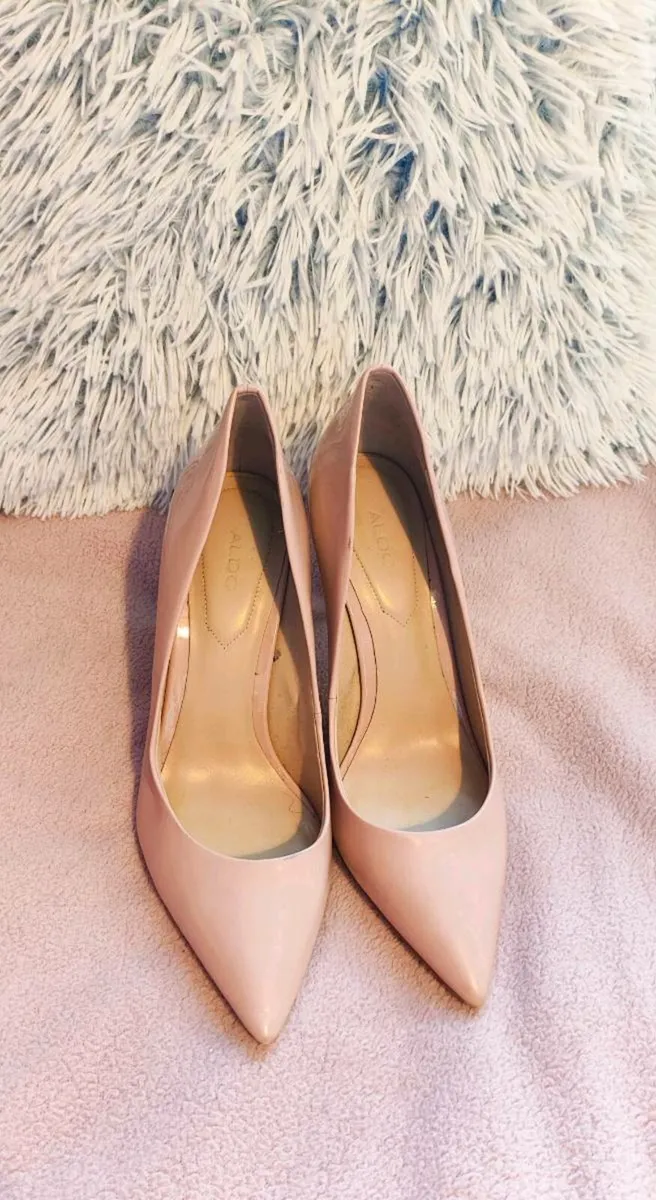 Aldo beige high heels size 6 - Image 1