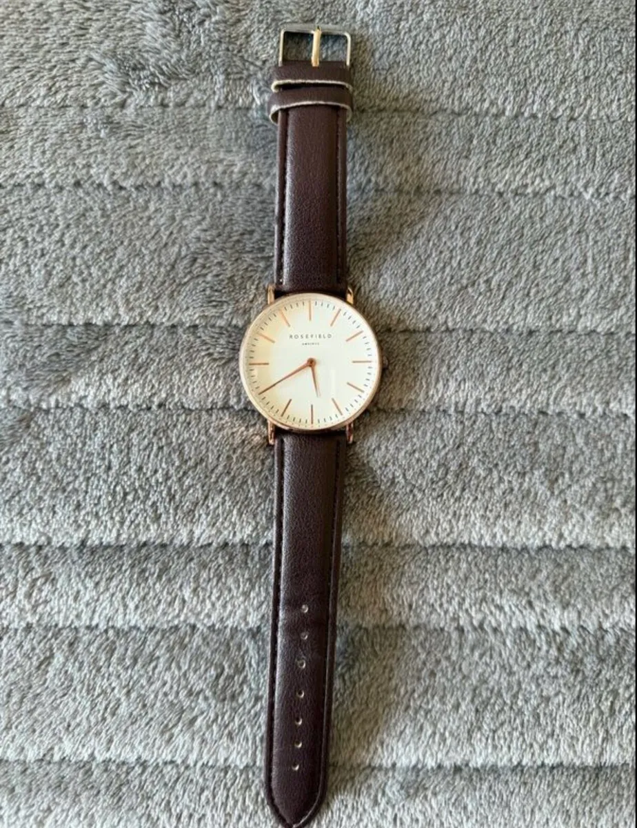 Rosefield unisex watch in perfect condition - Image 2
