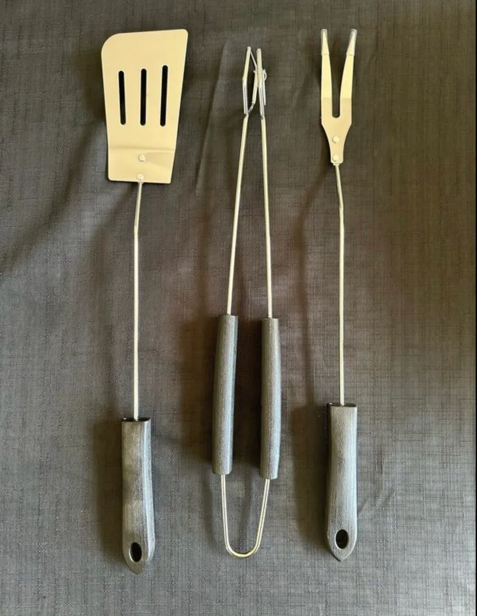 Brand new BBQ tool set - Image 1