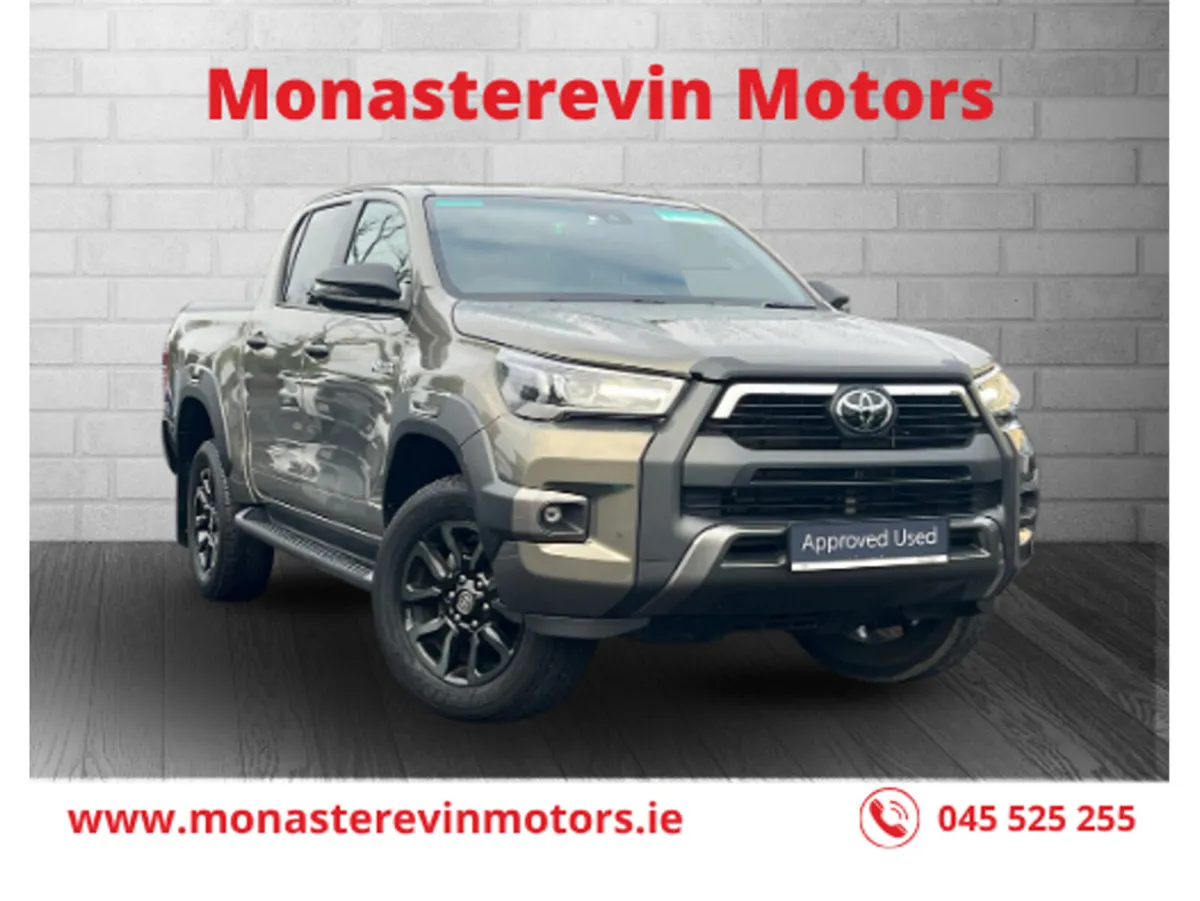 Toyota Hilux 2.8 INVINCIBLE AUTO - Image 1