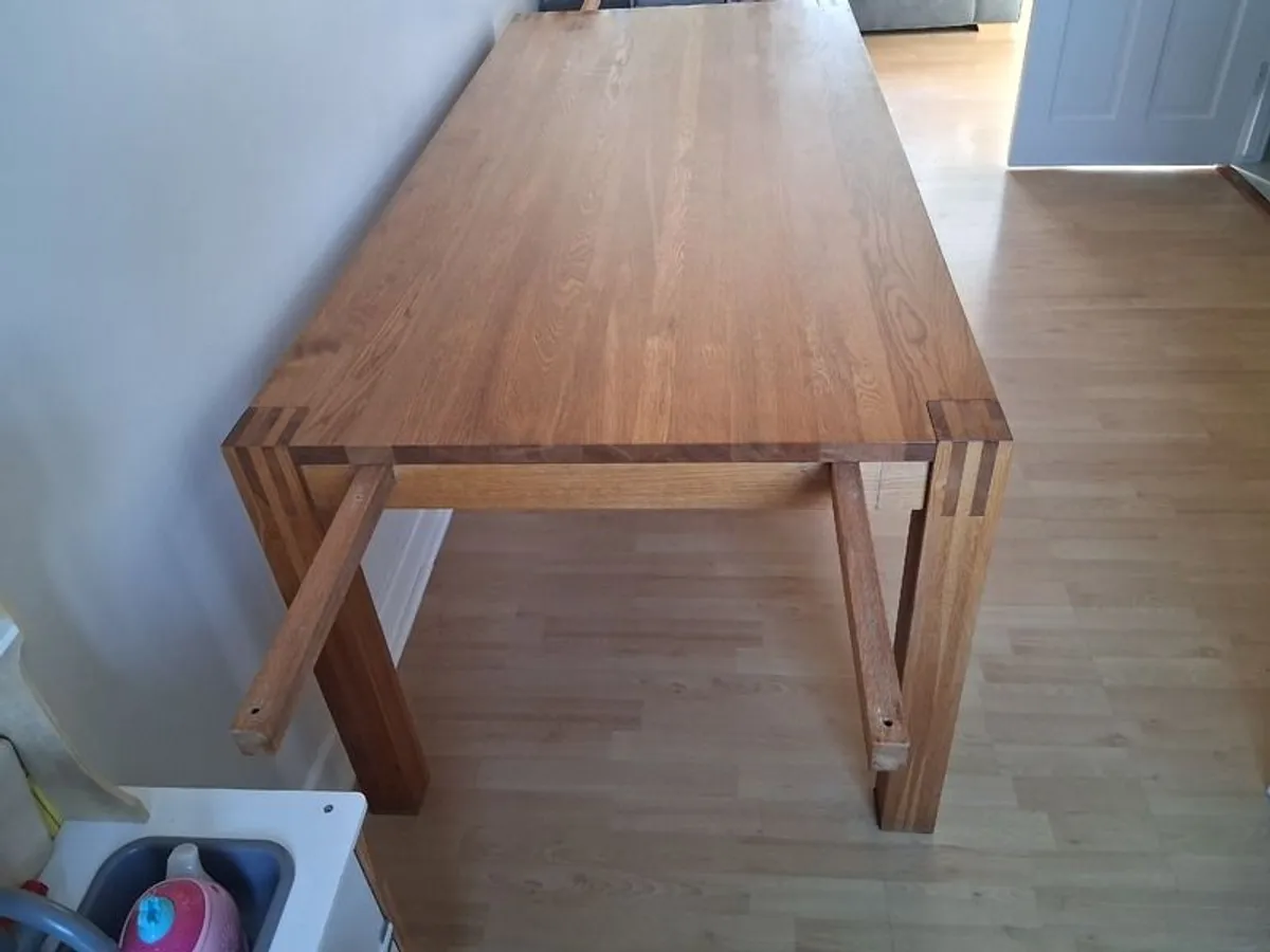 Dinning Table - Image 3