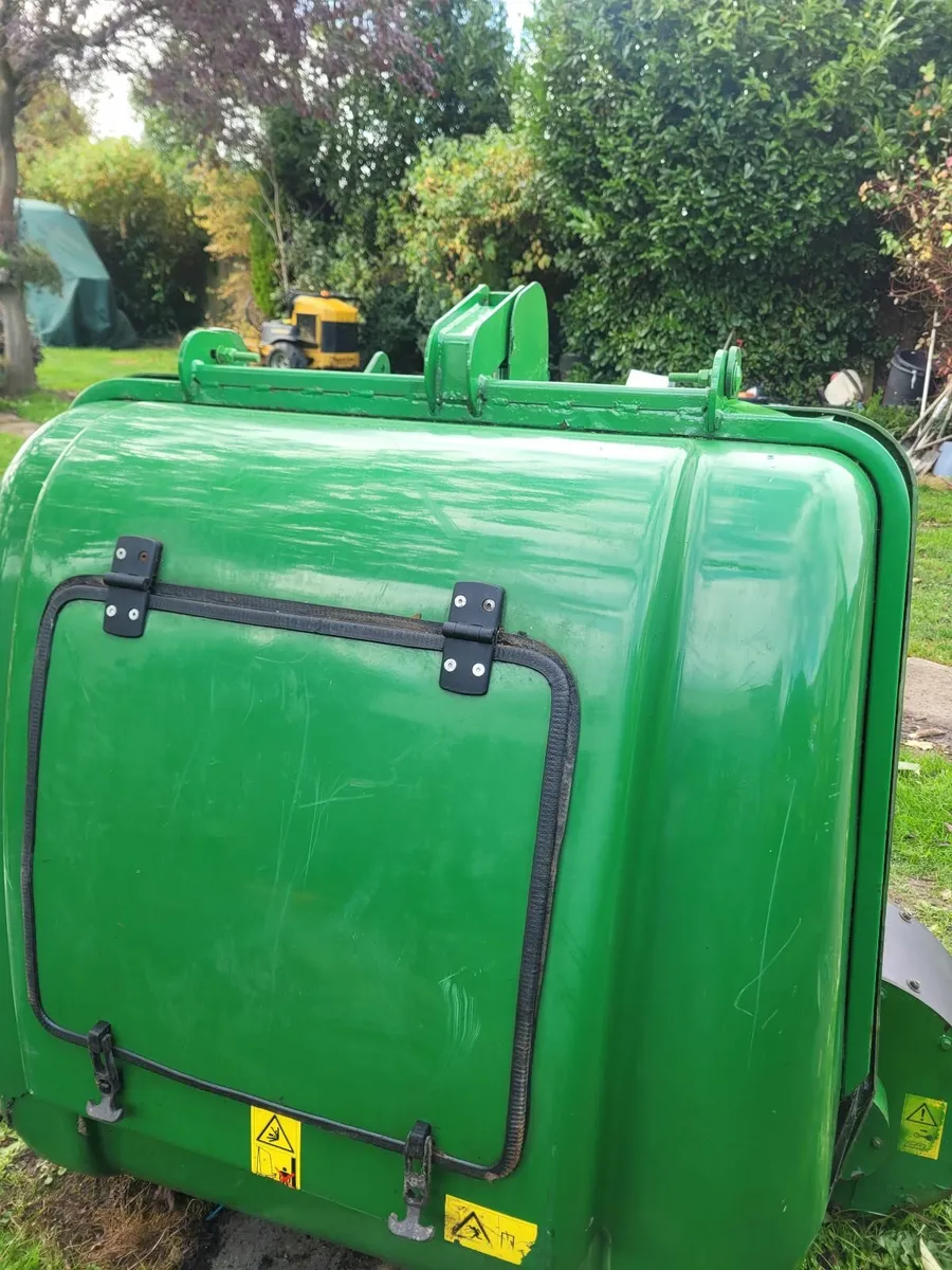 John deere high lift Collector Box - Image 2