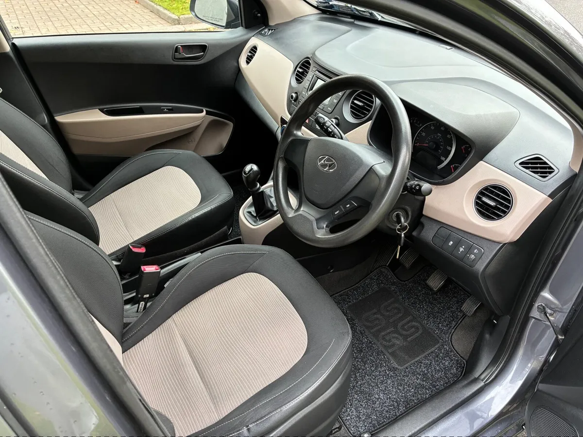 Hyundai i10 taxed&tested - Image 3