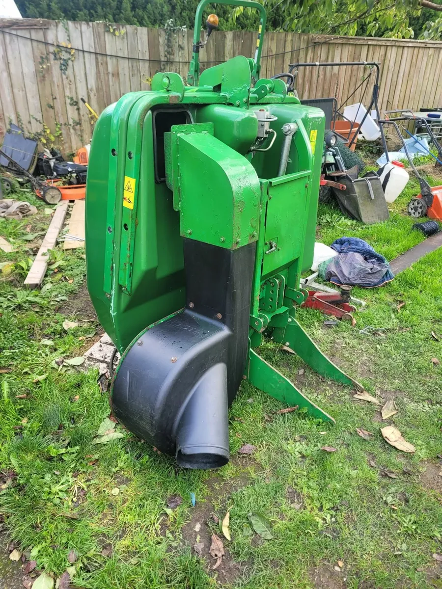 John deere high lift Collector Box - Image 1