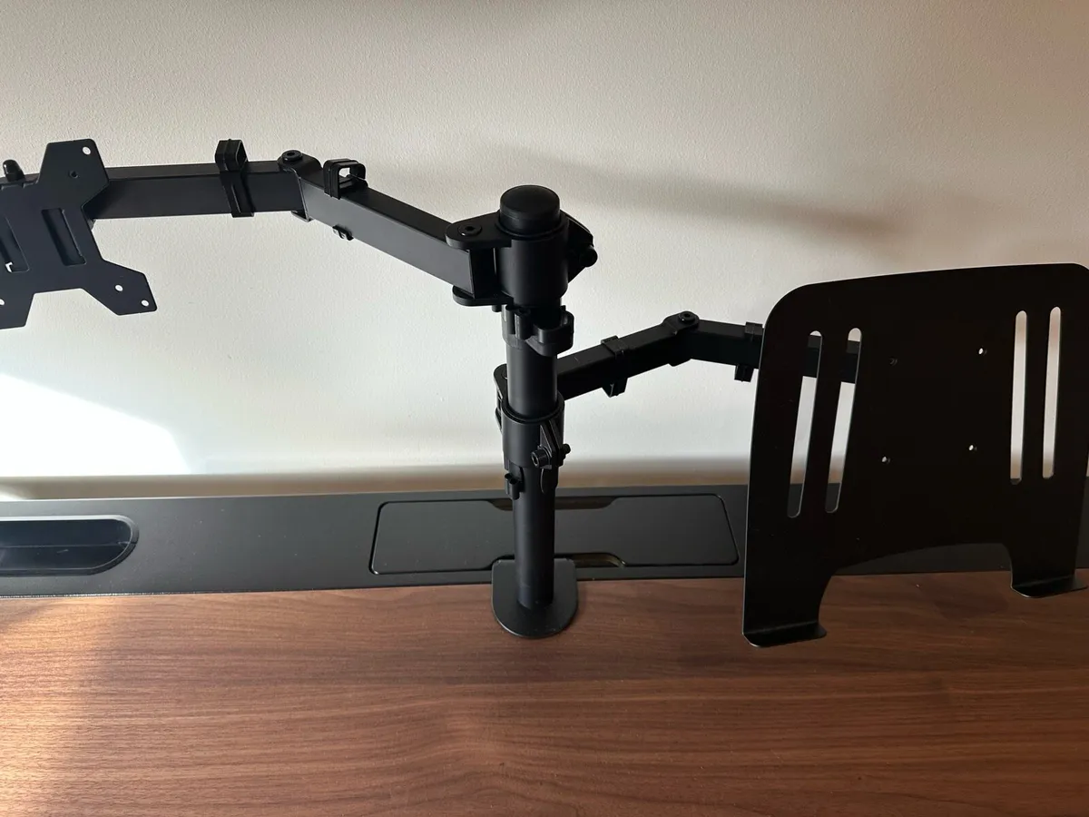 New desk from IKEA manual height adjustable - Image 4