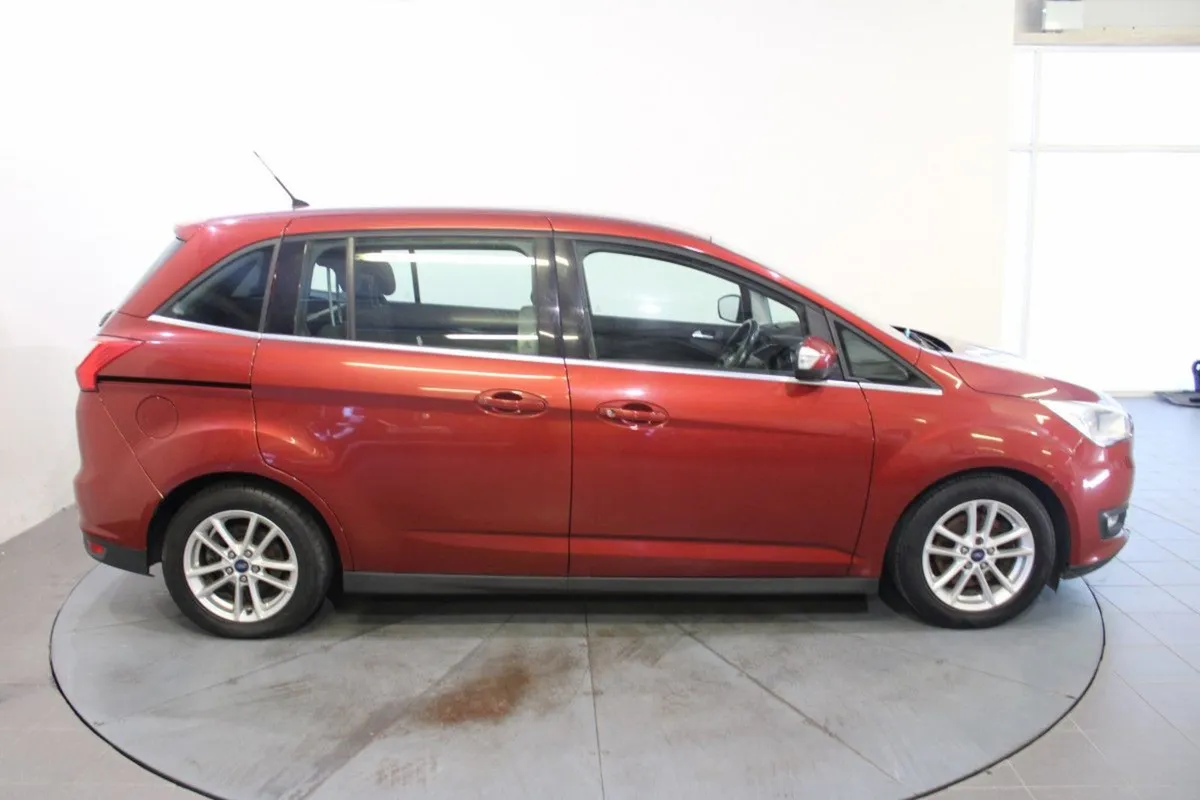 Ford Grand C-Max 1.5 Tdci 95ps Zetec 7 Seats - Image 3