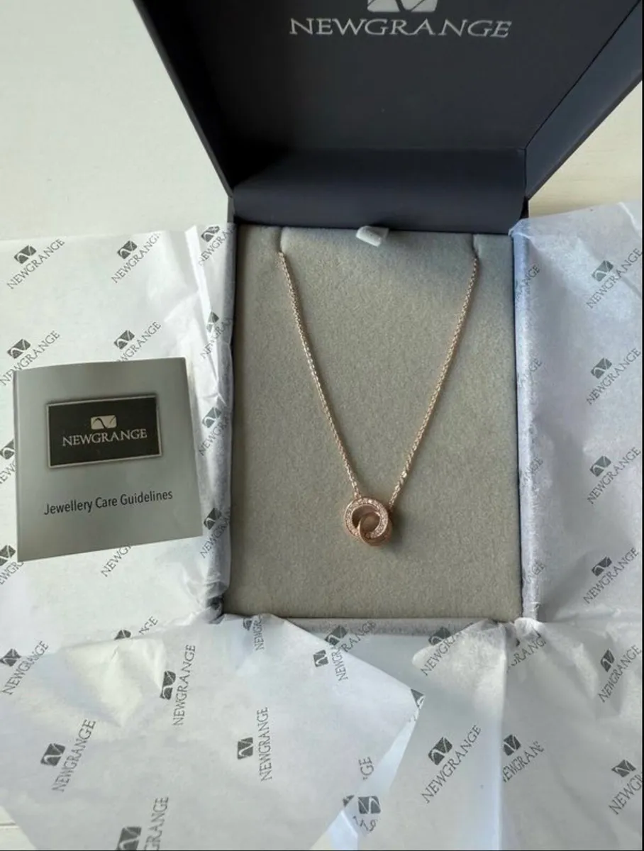 Brand new Newgrange rose gold necklace - Image 1