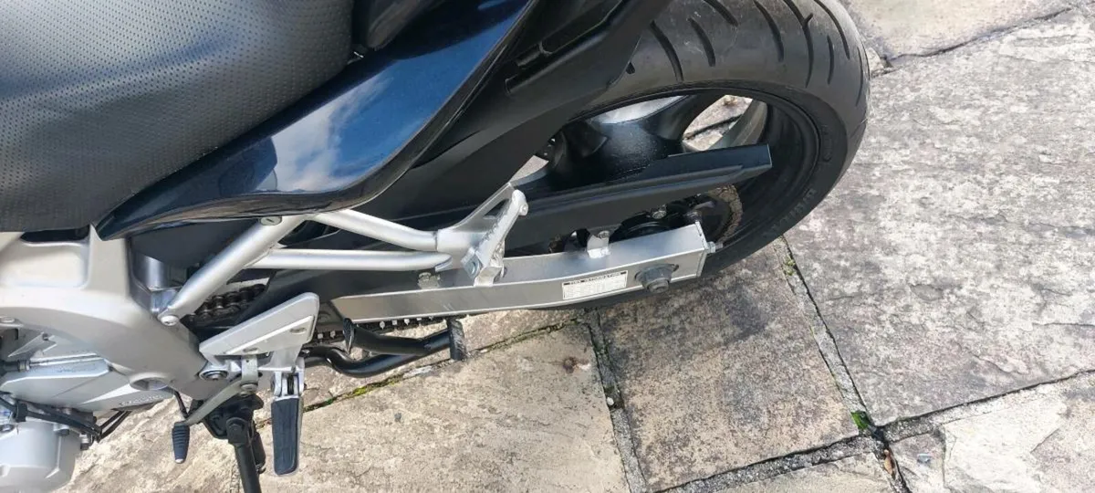 YAMAHA FZ6 2006 - Image 4
