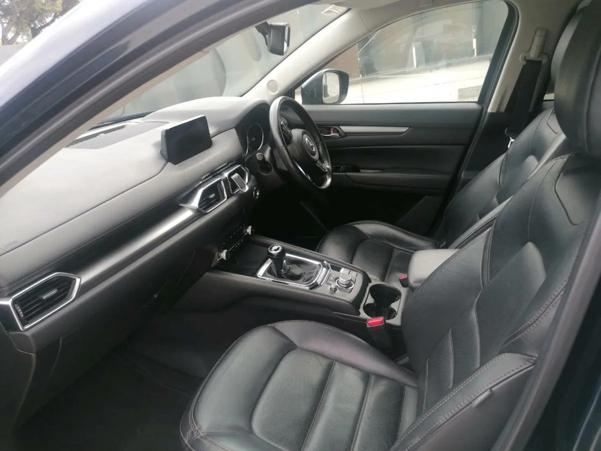 Mazda CX-5 2.2D EXECUTIVE L - Image 2