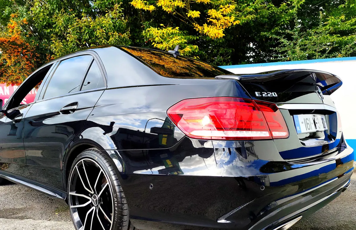 Mercedes-Benz E-Class AMG - Image 2