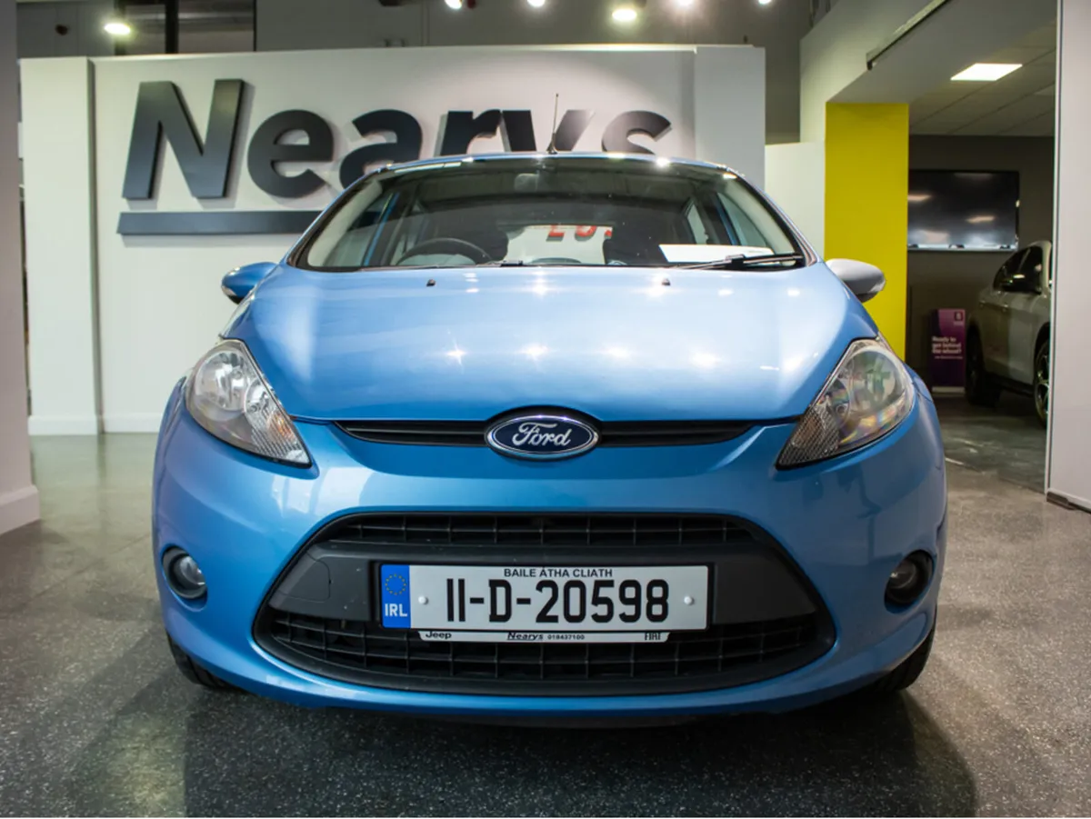 Ford Fiesta STYLE 1.25 60PS 5DR - Image 2