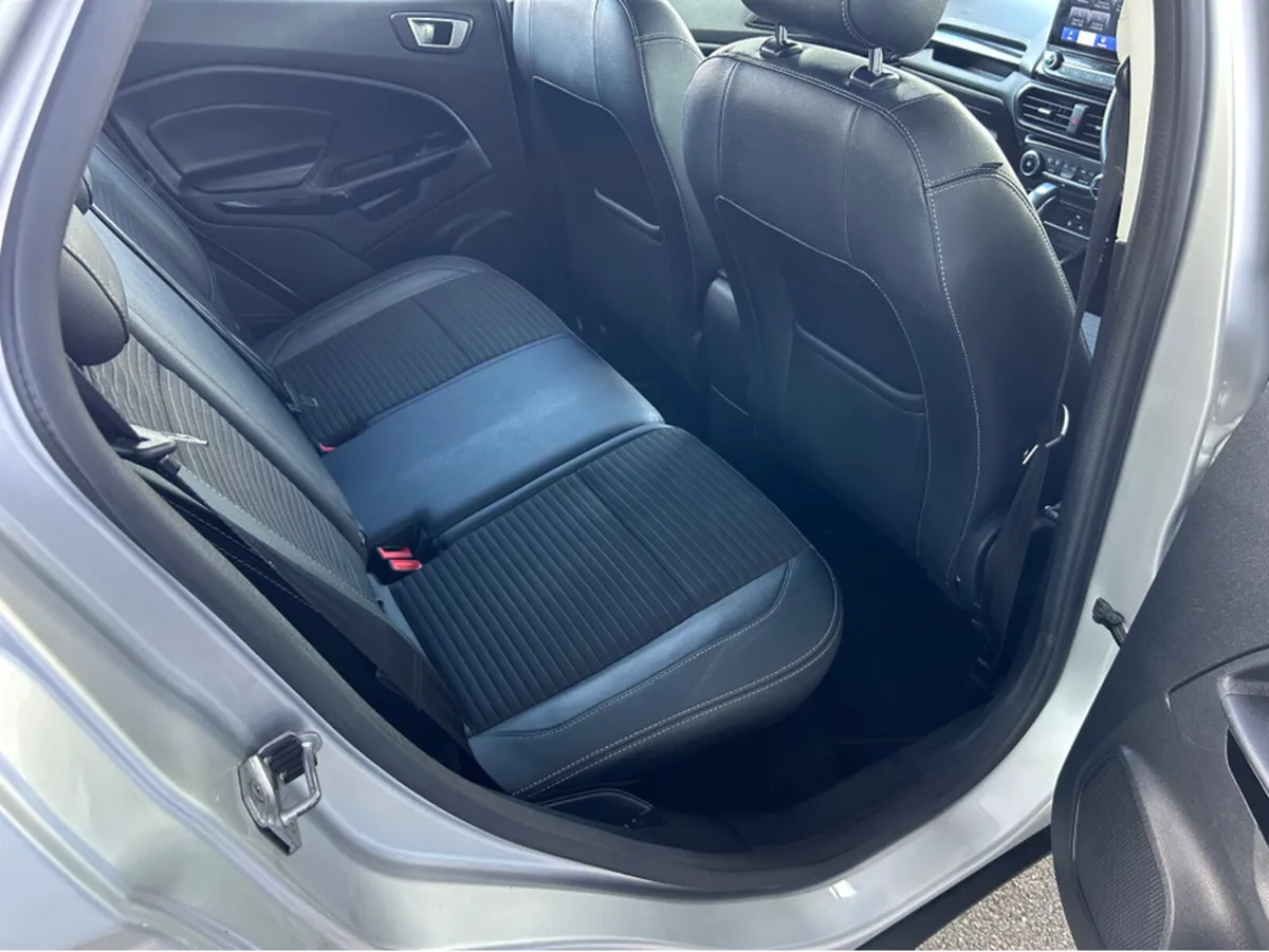 Ford EcoSport TITANIUM 1.0T 125PS A A6 5DR 4DR - Image 3