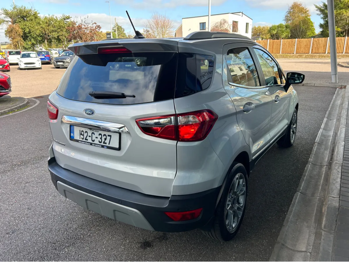 Ford EcoSport TITANIUM 1.0T 125PS A A6 5DR 4DR - Image 4