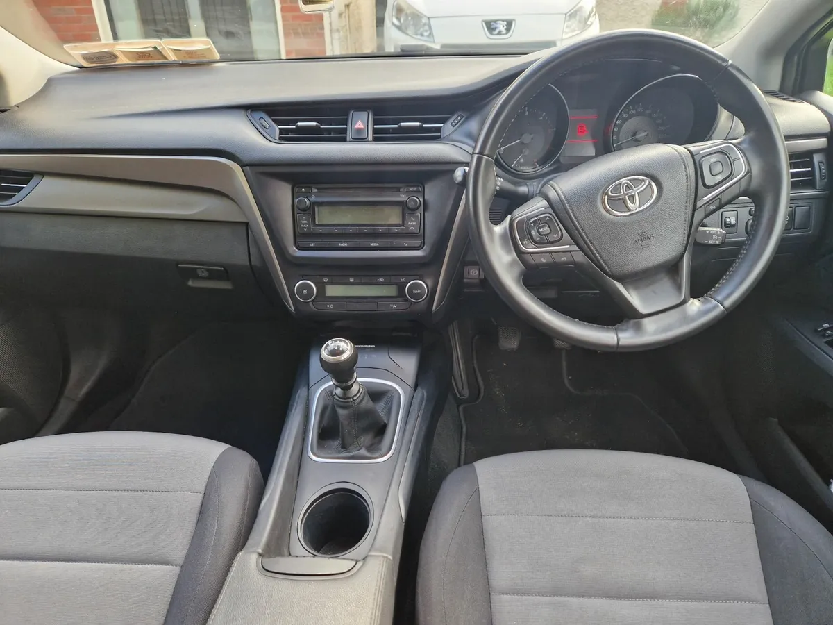Toyota Avensis 2017 - Image 3