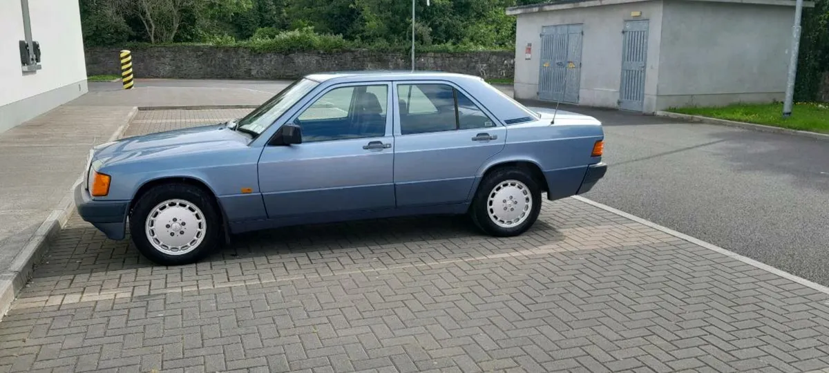 Mercedes w201  (190) - Image 4