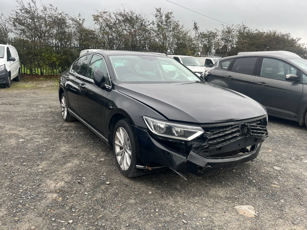 2016 VW Passat - Image 3