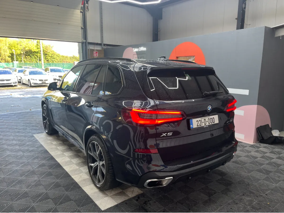 BMW X5 2022 BMW X5 45e M-SPORT 3.0 PLUG-IN HYBRID - Image 4