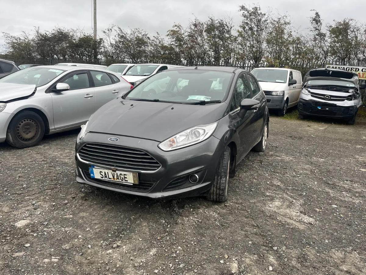 2016 Ford Fiesta - Image 2