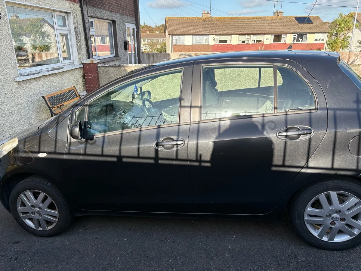 Toyota Yaris - Image 4