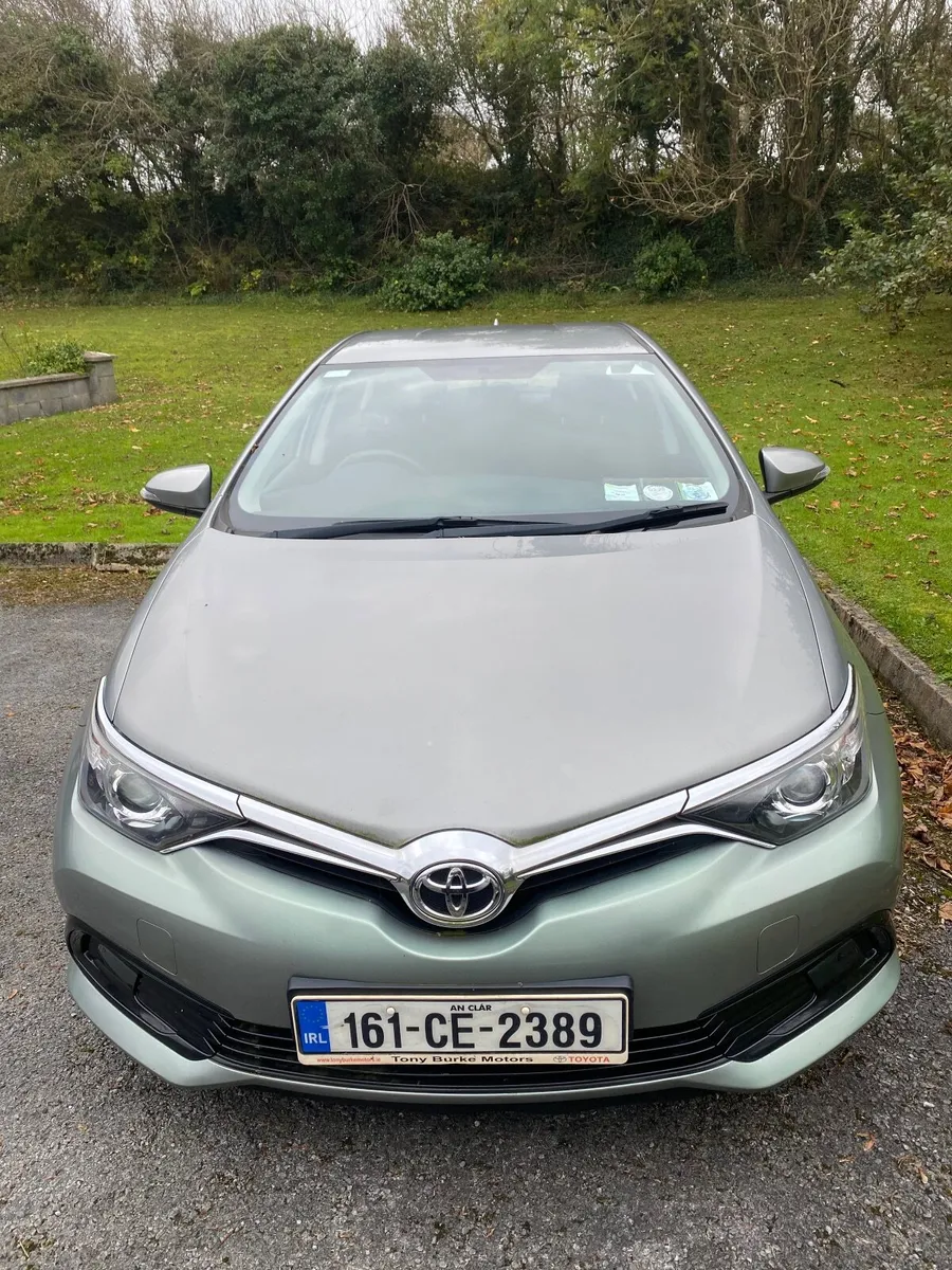 Toyota Auris 2016 - Image 1