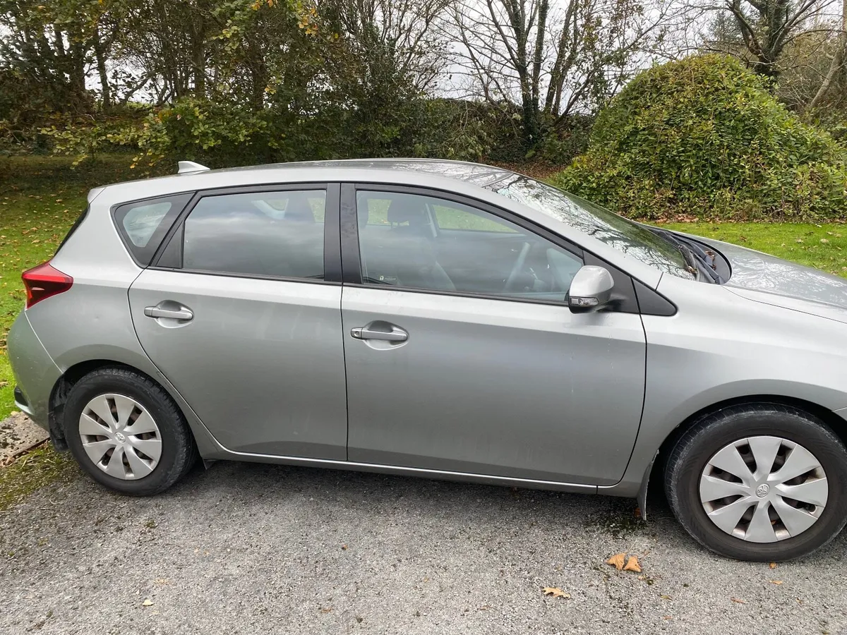 Toyota Auris 2016 - Image 4
