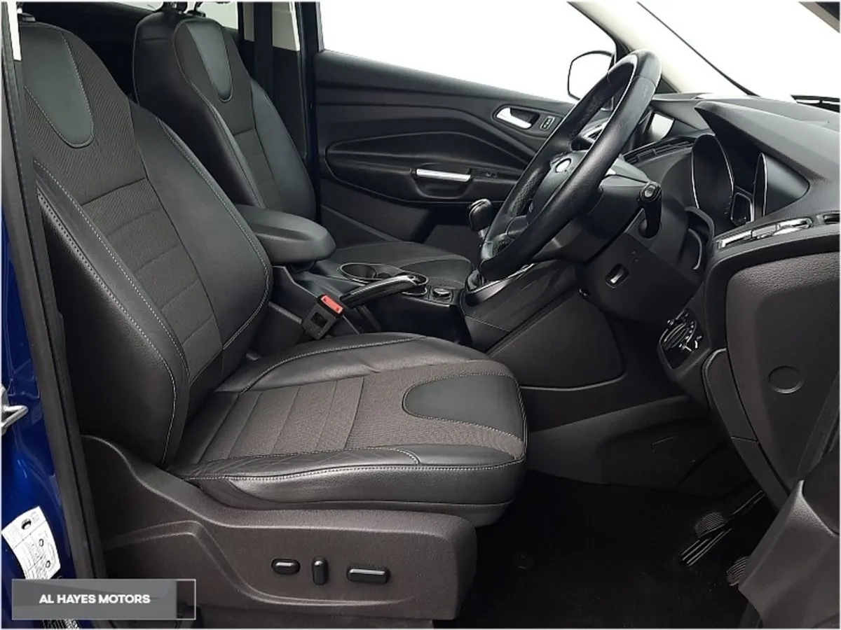 Ford Kuga 2.0tdci 120PS Titanium - Image 4