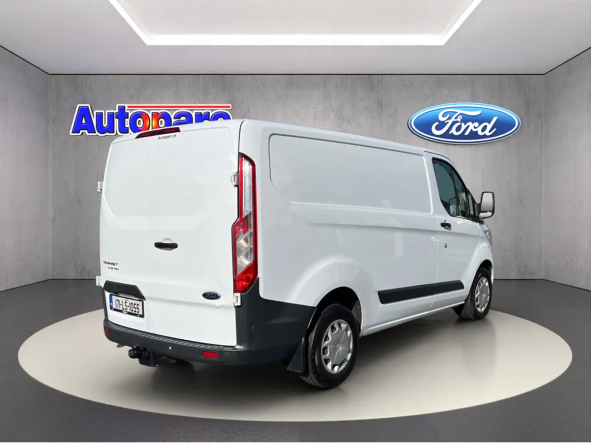 Ford Transit Custom 270 SWB TREND 2 2.0 130 3 - Image 3
