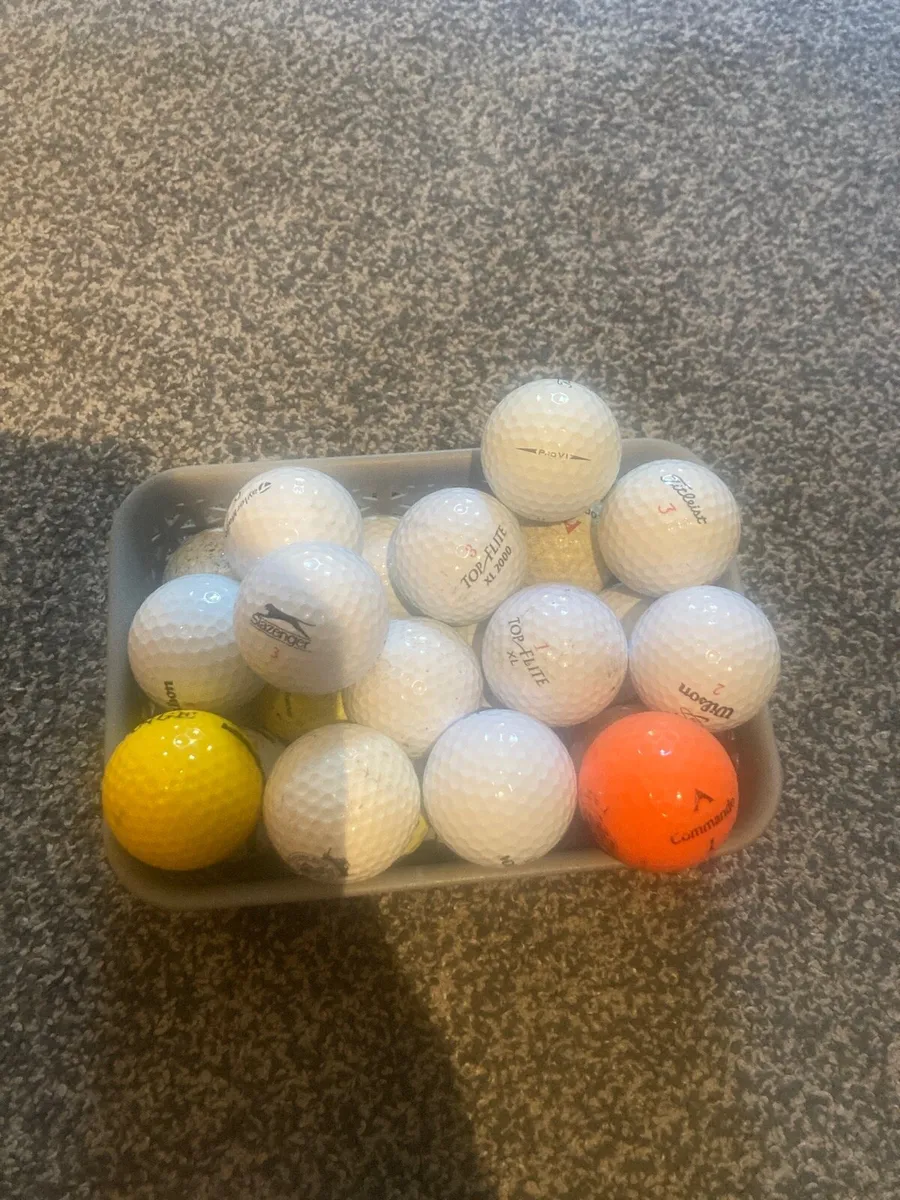 Mystery pack of 3 golf balls