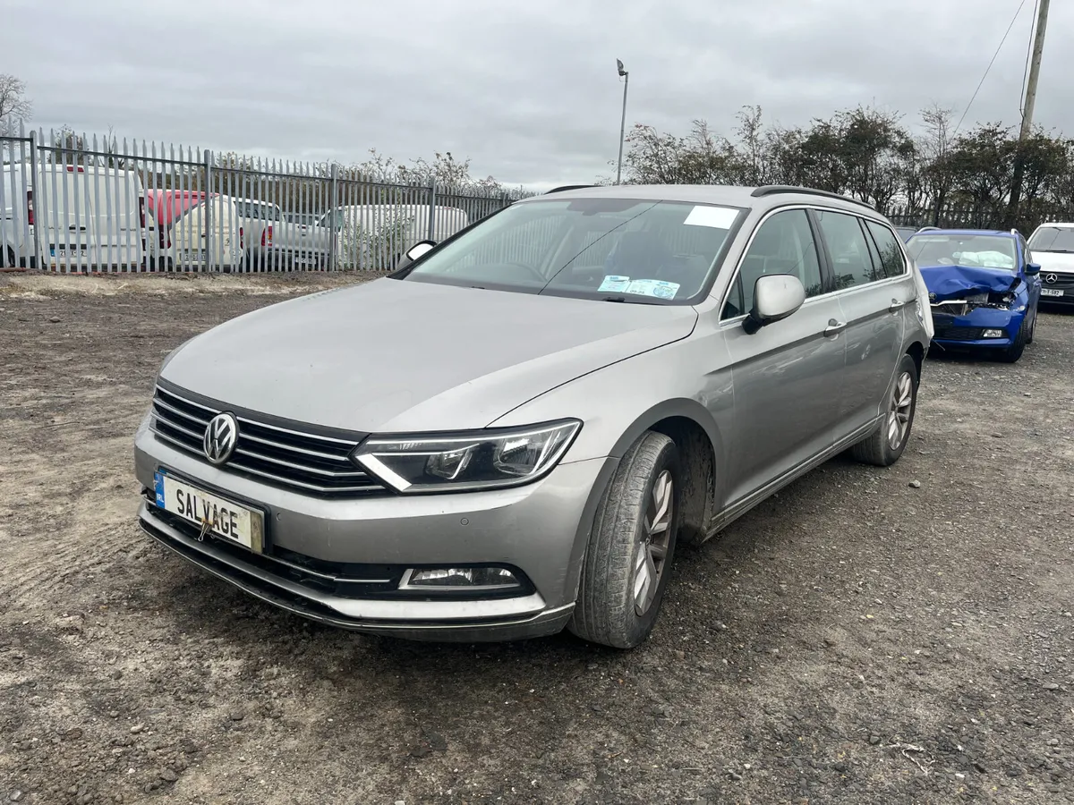 2015 VW Passat Estate - Image 1