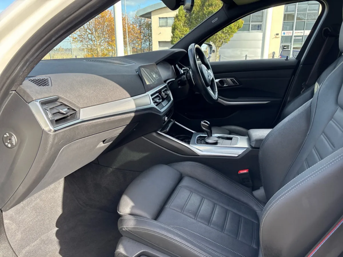 BMW 3-Series 330E M SPORT PHEV - Image 3