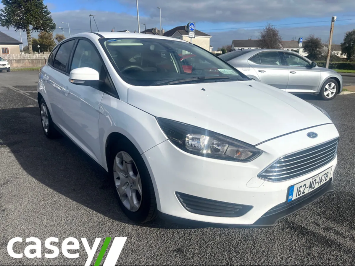 Ford Focus 1.0 STYLE ECOBOOST 100PS 5DR T - Image 3