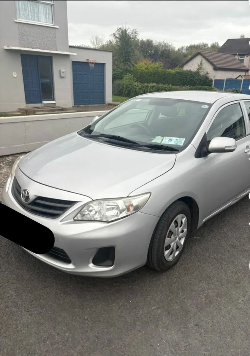 Toyota Corolla - Image 2