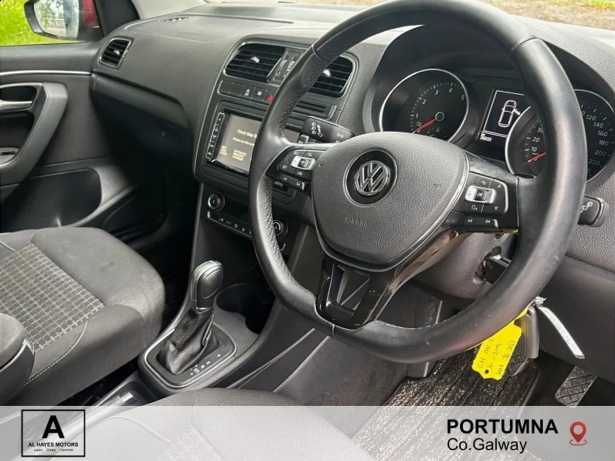 Volkswagen Polo Automatic Comfortline  1.2 TSI 90 - Image 2