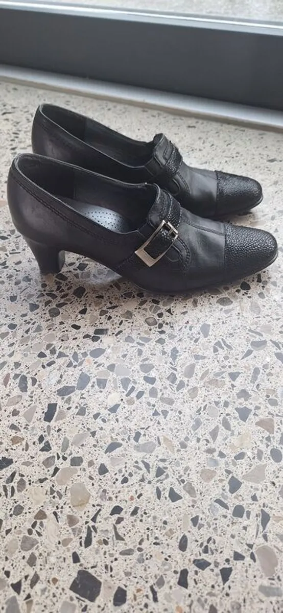 Ombelle shoes - Image 1