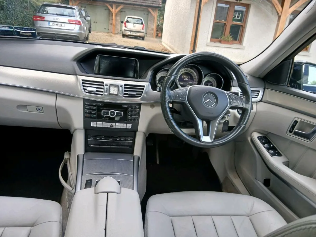 Mercedes E 220 cdi , Auto, NCT'D , TAXED. 1 owner. - Image 4