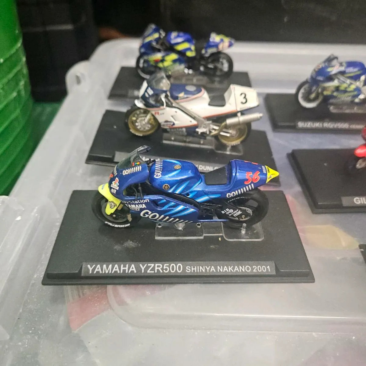 8 model motorbikes - Image 2