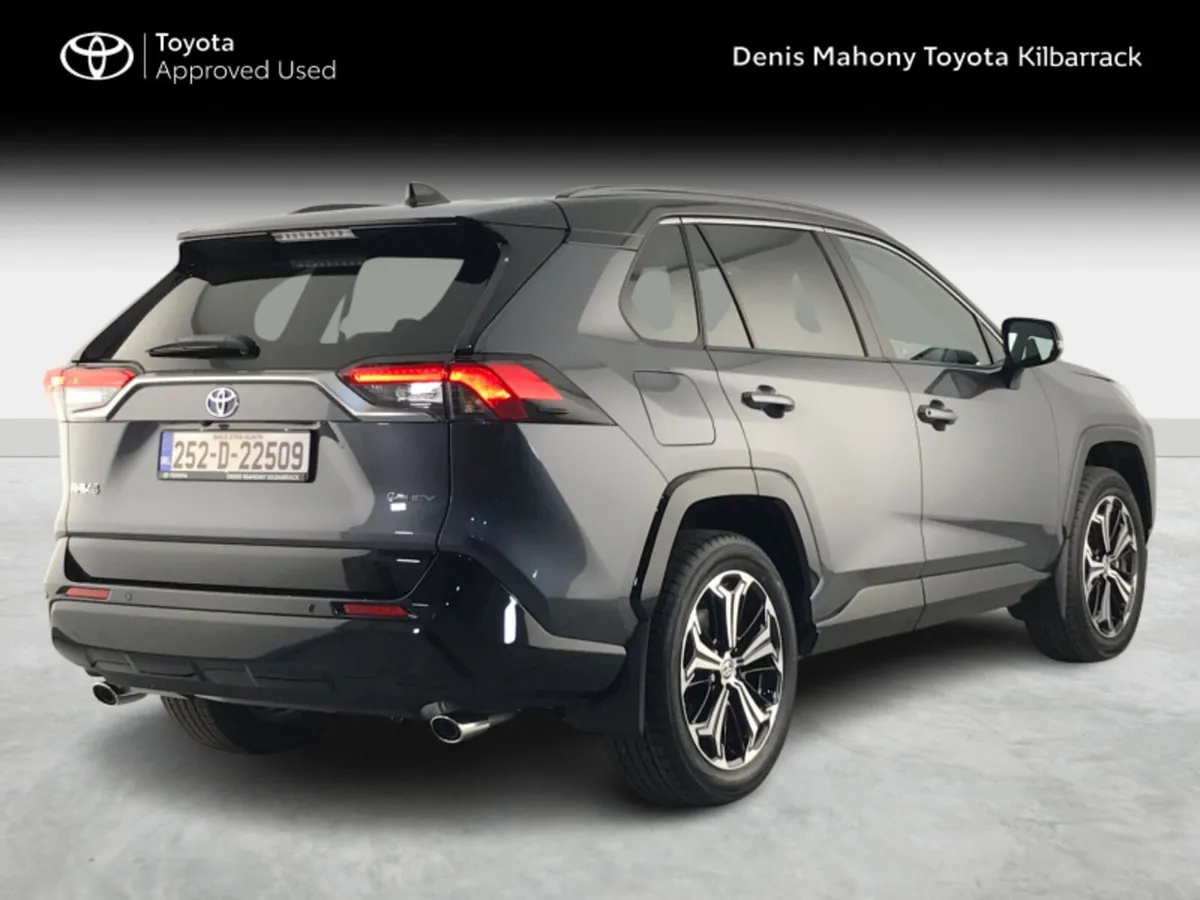 Toyota RAV4 PHEV SPORT - Image 2