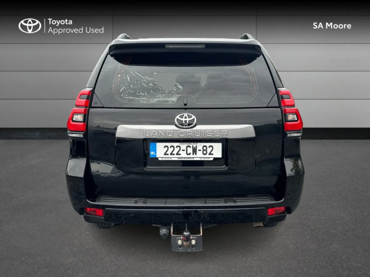 Toyota Land Cruiser 5 SEAT - BUSINESS - Image 4