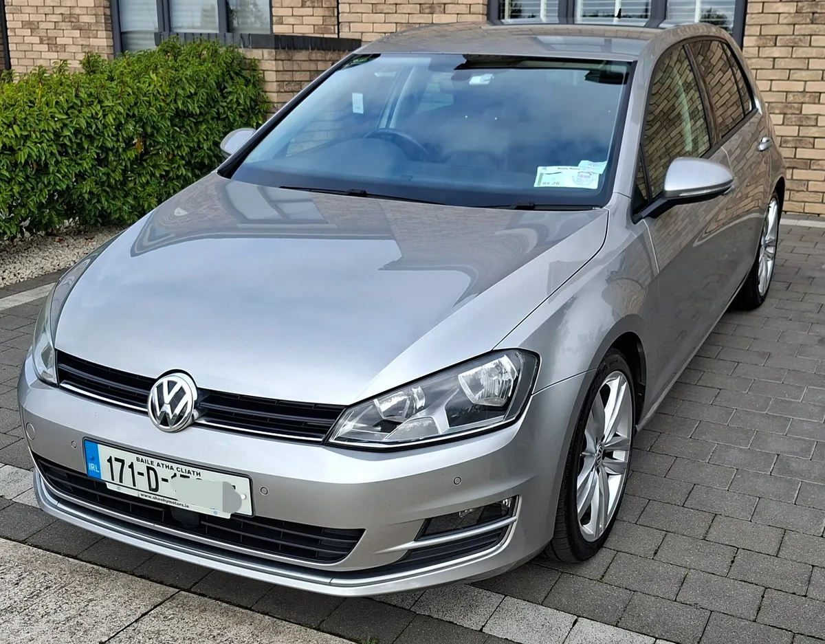 VW Golf 1.6TDI M5F Highline 110HP 5 DR 2017 - Image 4