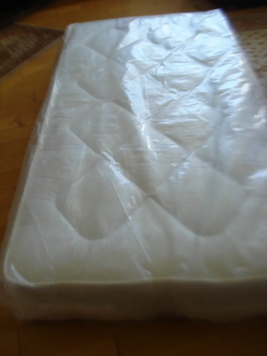 NEW  SINGLE 3 FOOT MATTRESS. MADE IN IRELAND. - Image 2